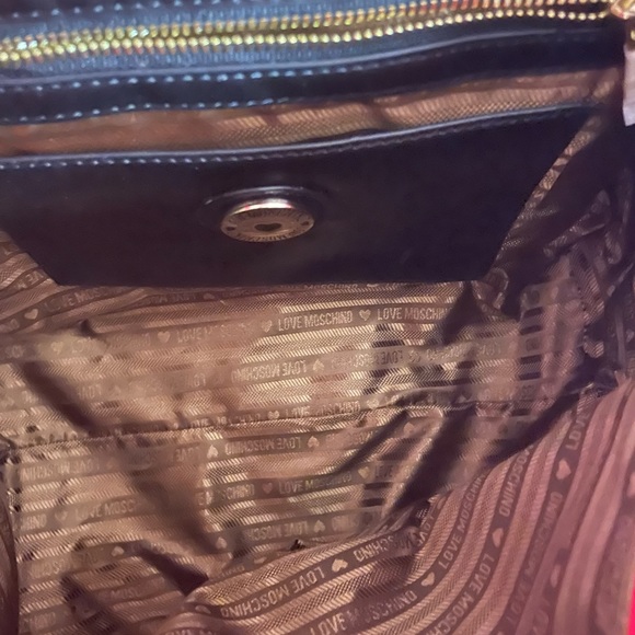 Love Moschino Red With Girl/ Tote Bag Too Cute! **RARE** VINTAGE FIND! Moschino - Picture 2 of 11